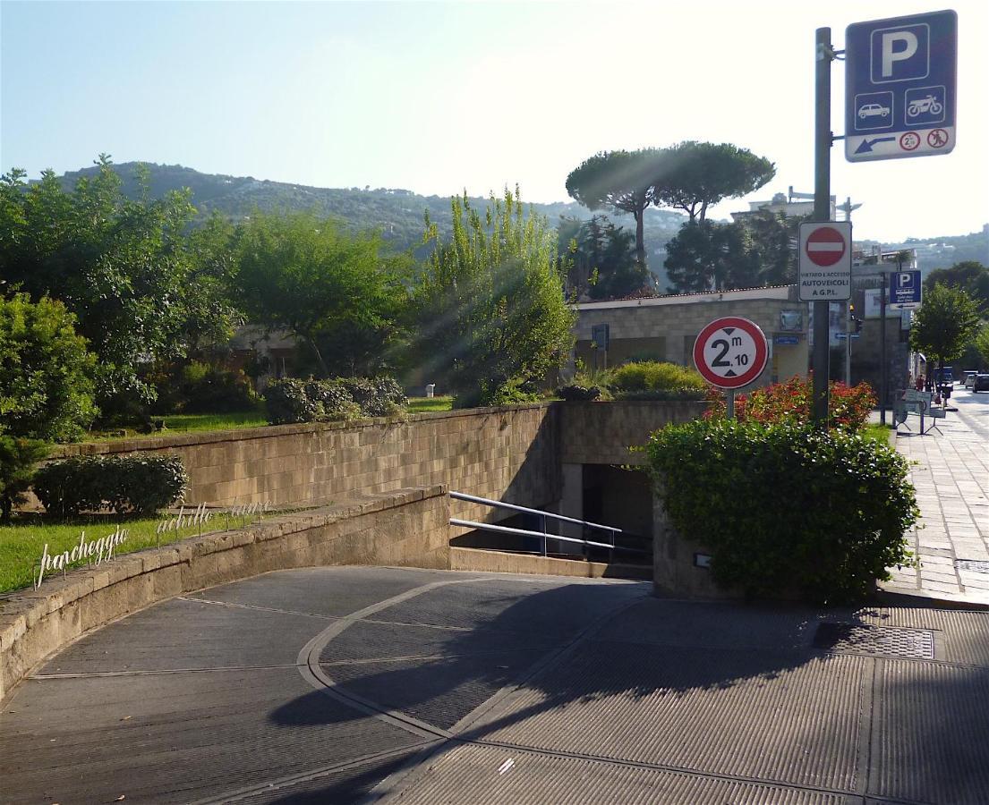 Angelina Suite B&B - Sorrento Centro Exterior photo